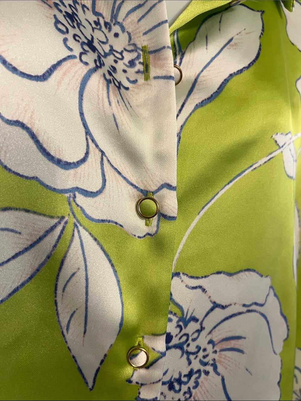 Bailey 44 Lime Green Floral Satin Button-Up Blouse - Picture 4 of 10